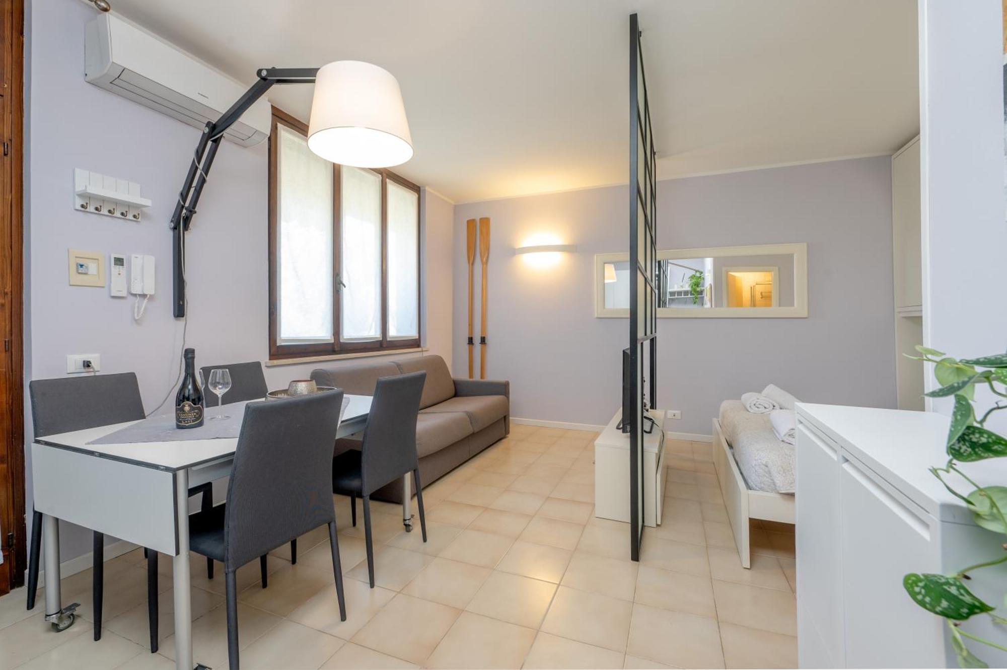 סירמיונה Casa Lugana 9 - Monolocale Con Piscina Fronte Lago מראה חיצוני תמונה