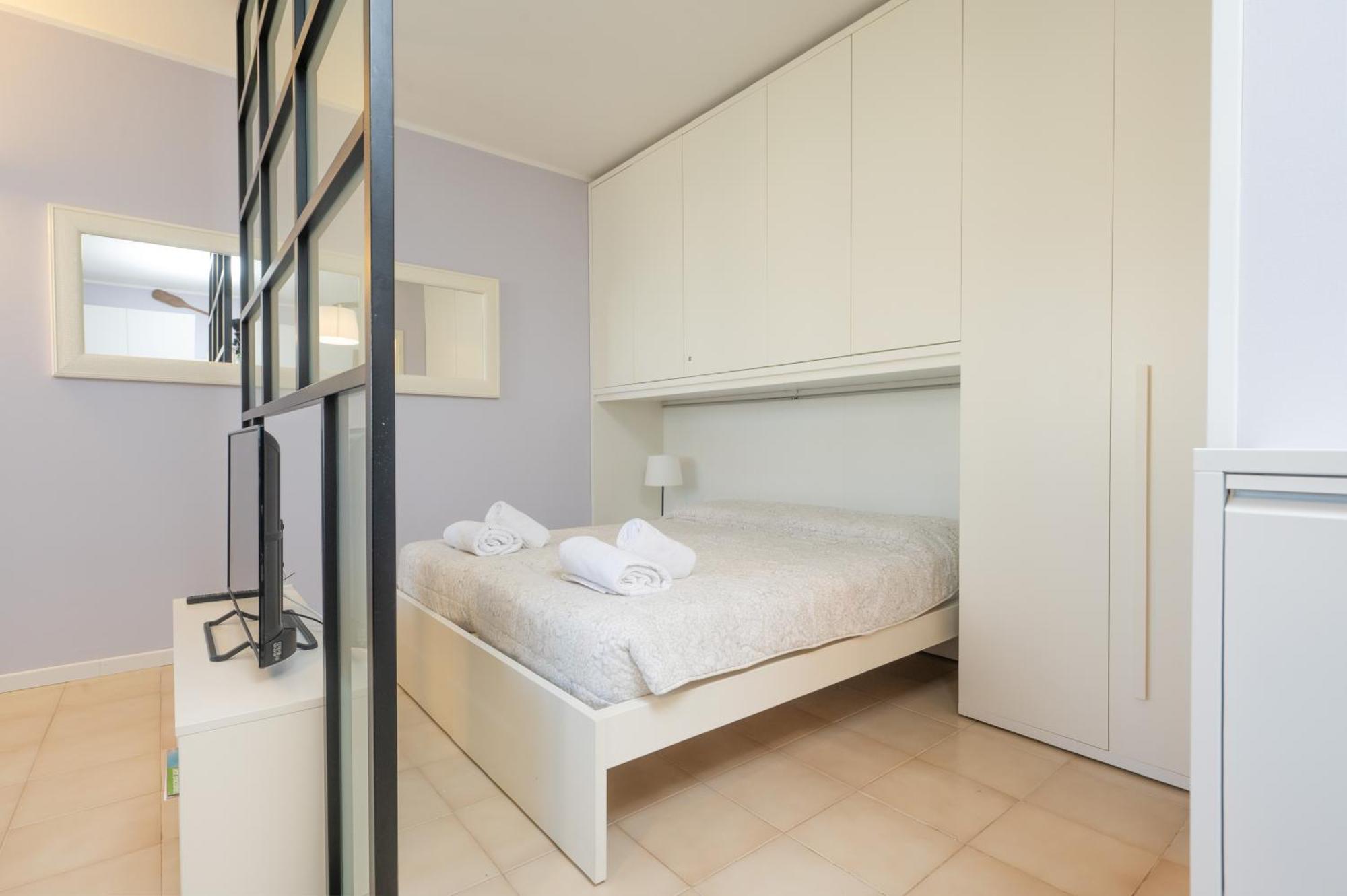 סירמיונה Casa Lugana 9 - Monolocale Con Piscina Fronte Lago מראה חיצוני תמונה